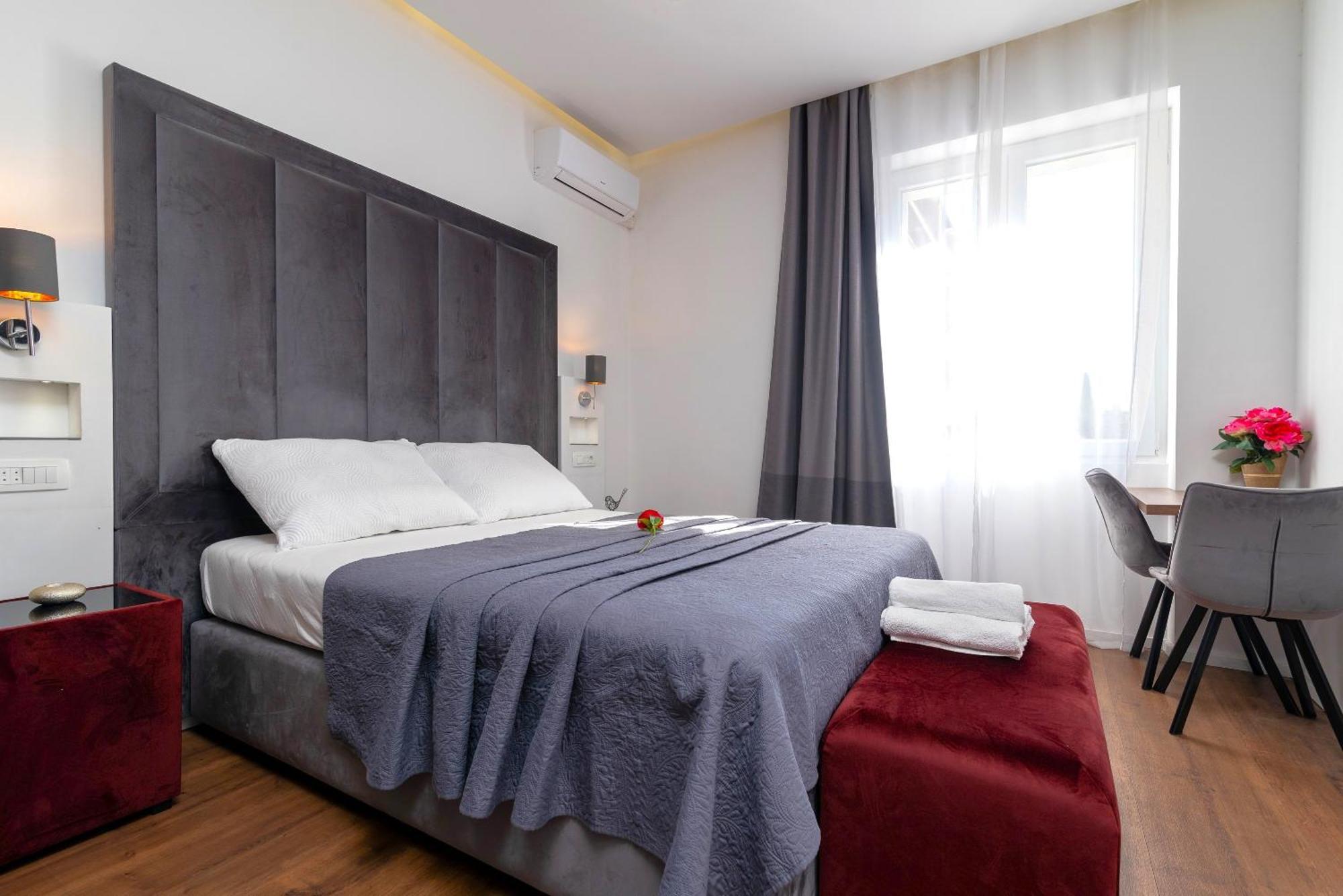 Antares Luxury Rooms 1 Split Exterior foto